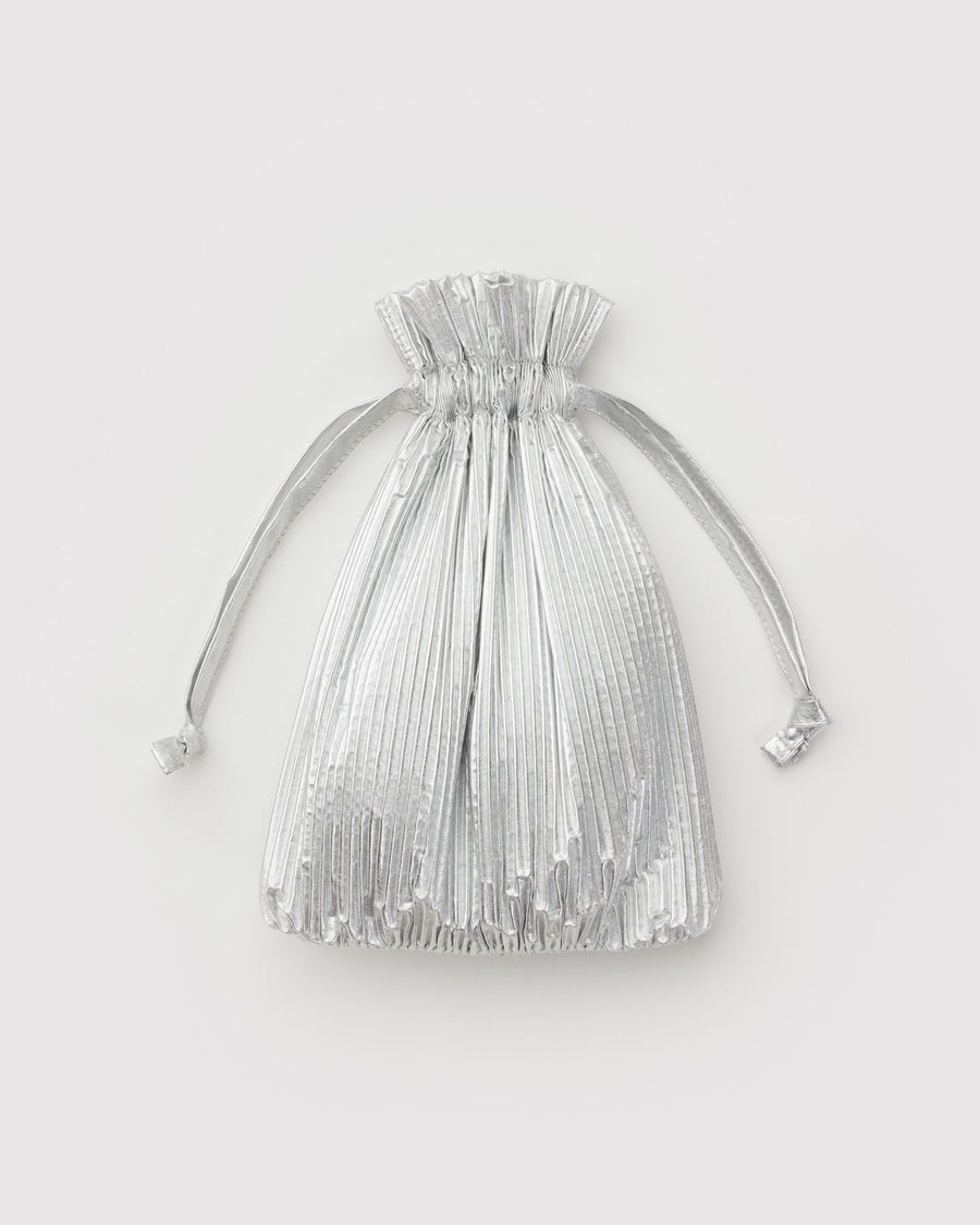 Pleated Baggu in Chrome Metallic