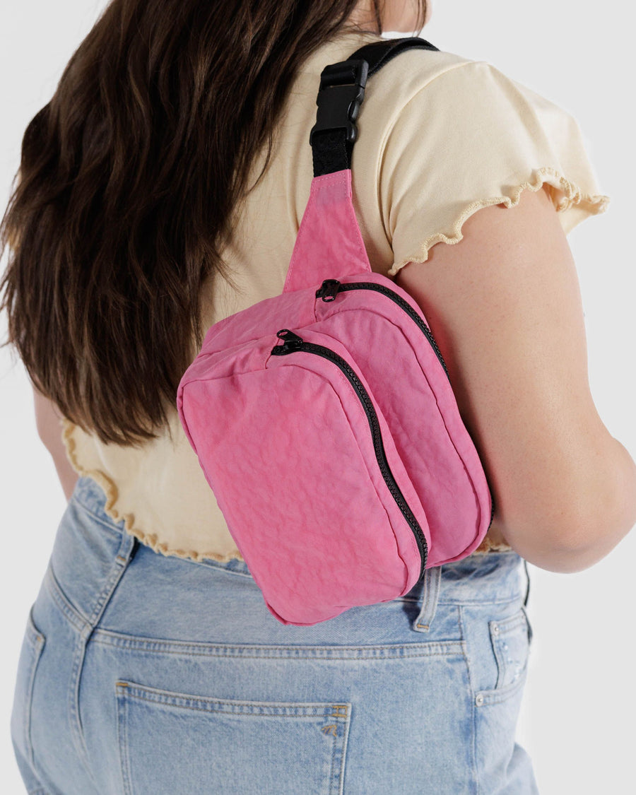 Fanny Pack in Azalea Pink