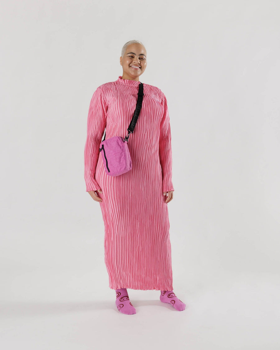 Sport Crossbody in Extra Pink