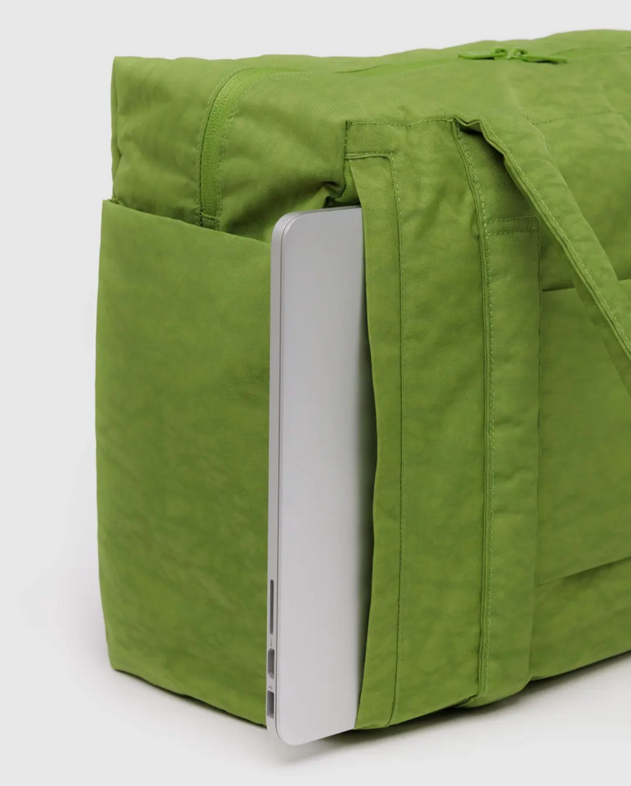 Small Cloud Carry-on Bag in Green Juice