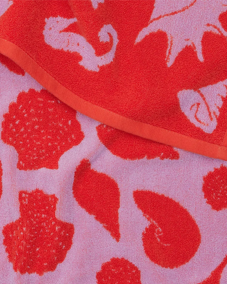 Bath Towel in Sea Shells