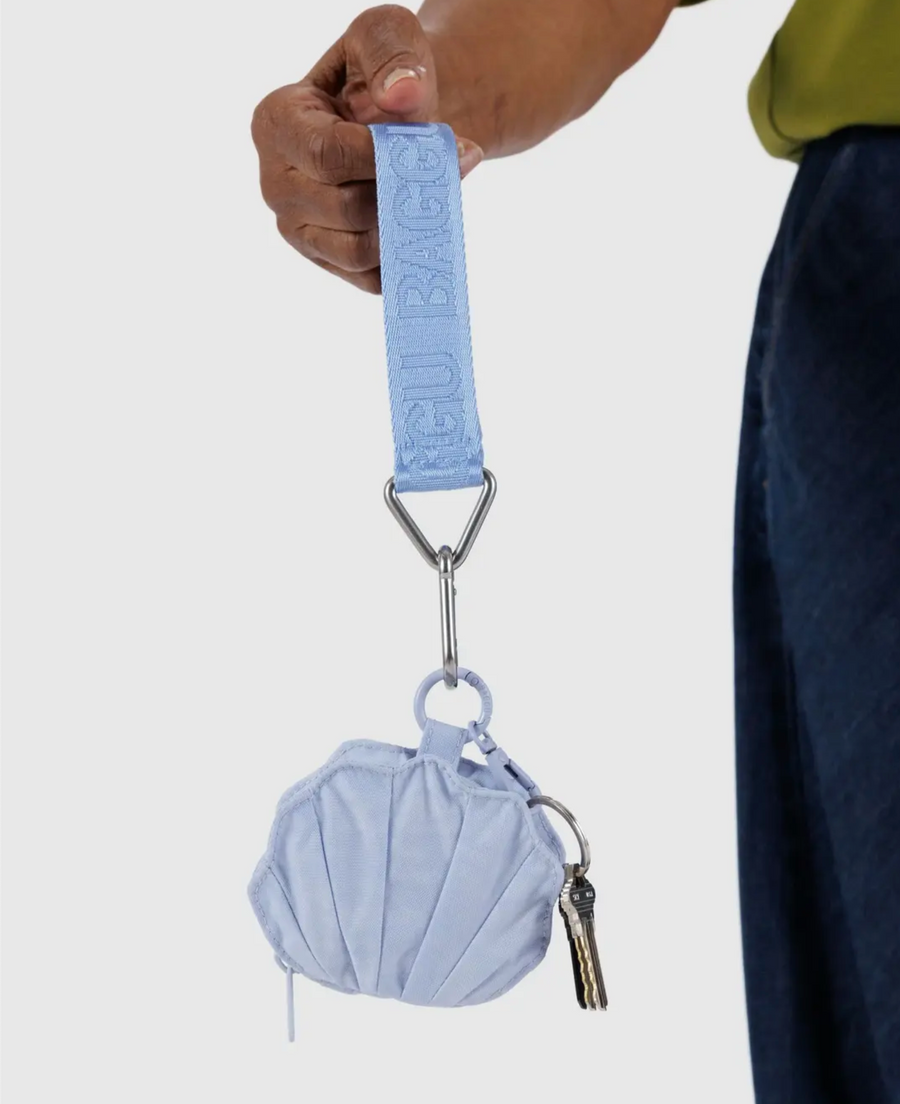 Shell Charm in Lavender Grey