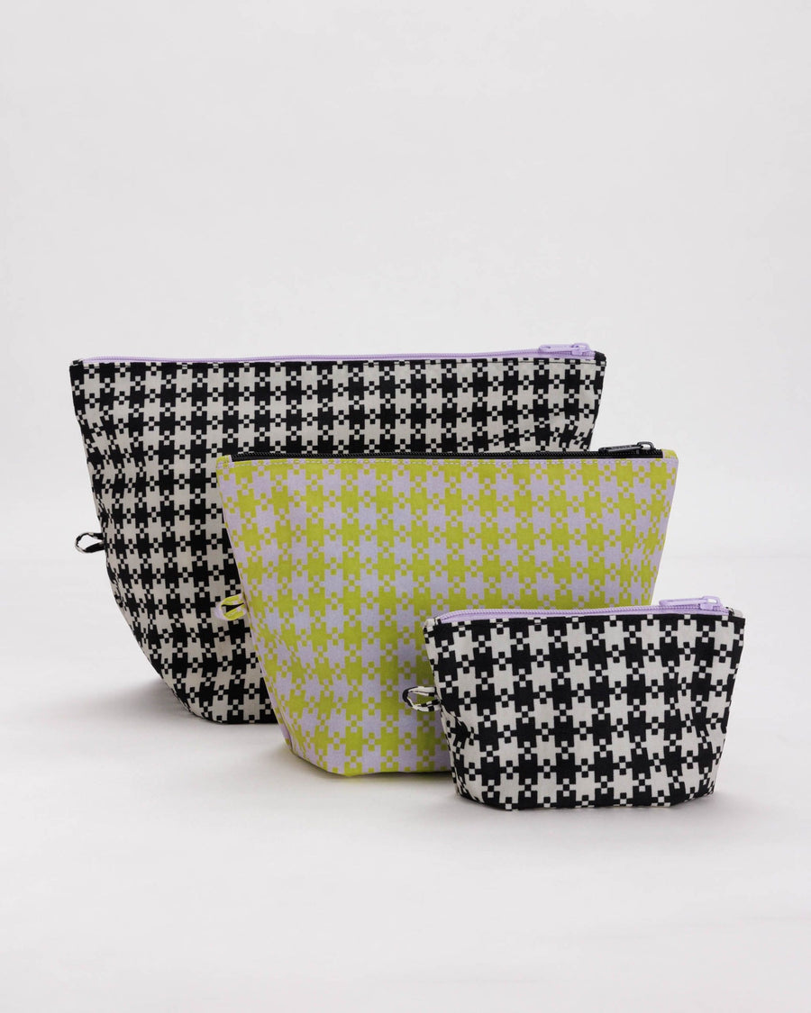 Go Pouch Set in Black Pistachio Pixel Gingham