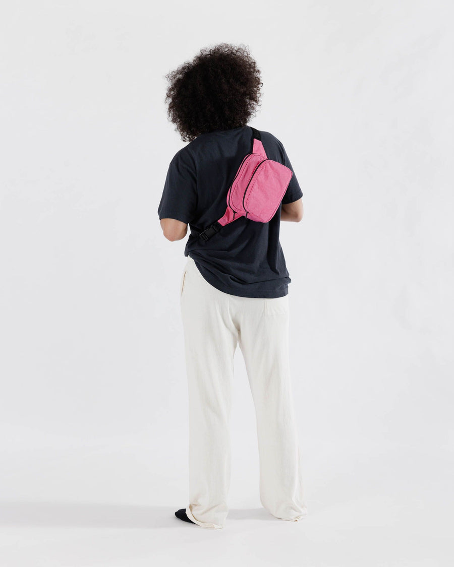 Fanny Pack in Azalea Pink